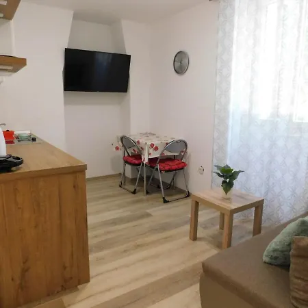 Studio Marinella Apartment Cres